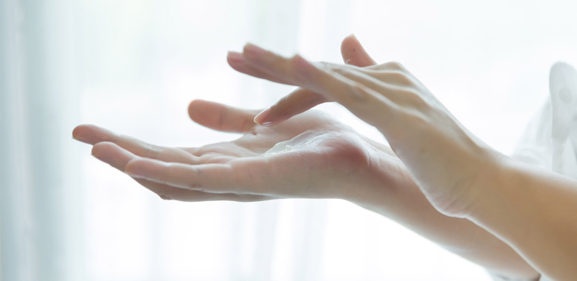 Onicolisi e paronichia, consigli utili per il benessere delle mani e piedi
